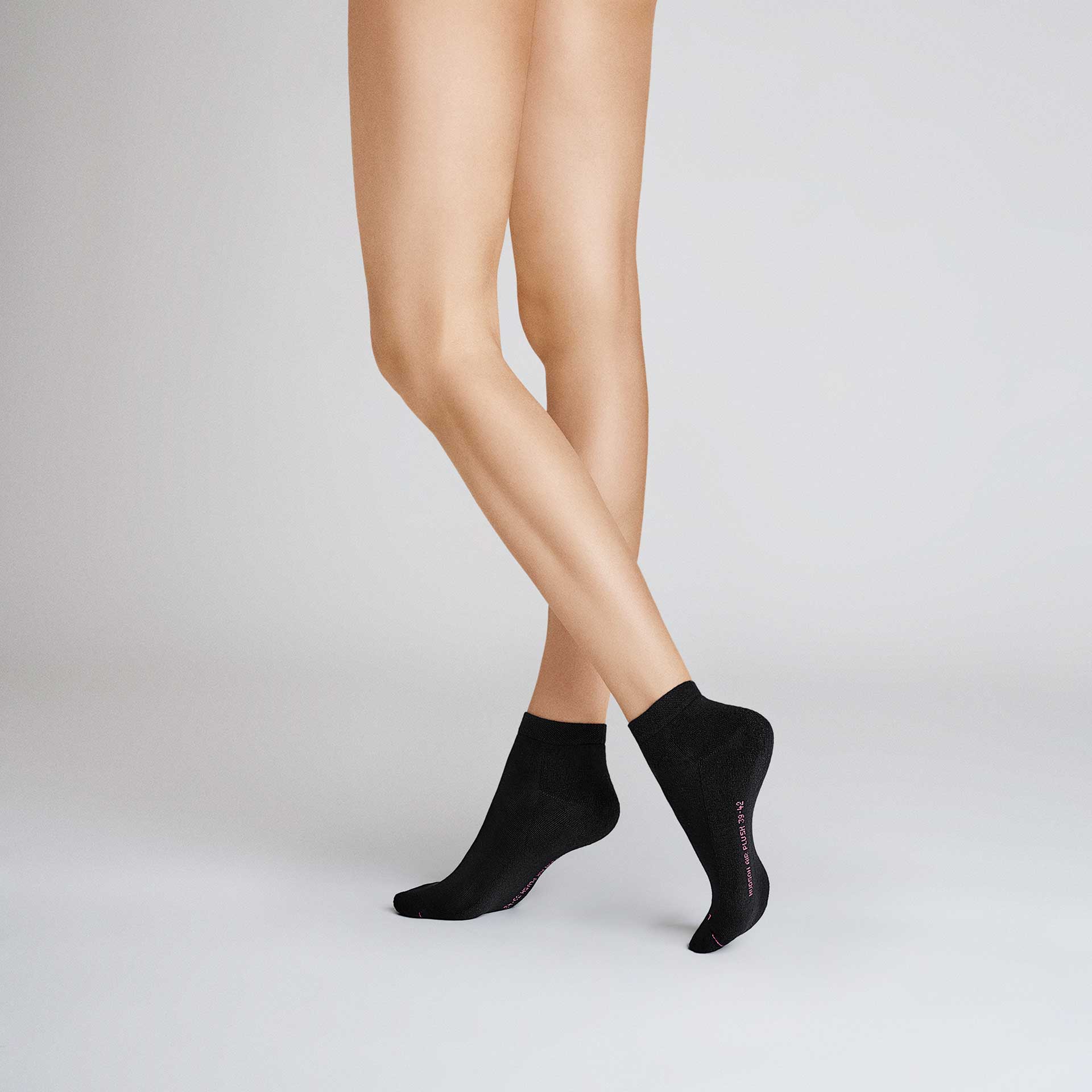 HUDSON Damen AIR PLUSH -  39/42 - Sneaker Socken mit anatomisch geformter Plüschsohle - Black (Schwarz)